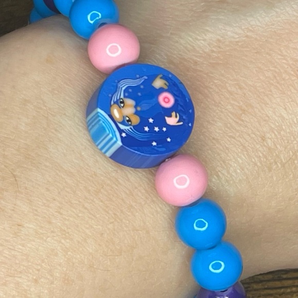 Colorful Beaded Bracelet with Blue and Pink Beads - Picture 3 of 5